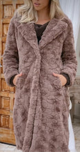 Load image into Gallery viewer, Marilyn Faux Fur Lined Coat
