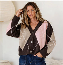Load image into Gallery viewer, Argyle Cardi
