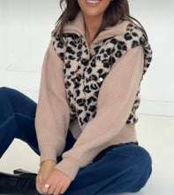 Load image into Gallery viewer, Sunday Leopard Sherpa Jacket
